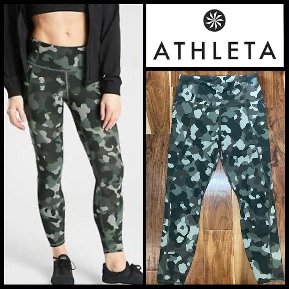 Athleta Pants - Athleta Lightning Camo 7/8 Tight in SuperSonic in Mountain Olive